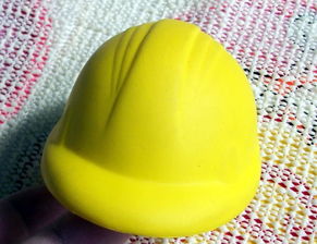 PU发泡球安全帽图片,PU发泡球安全帽高清图片 广州市花都区新华洋刚橡塑制品厂,